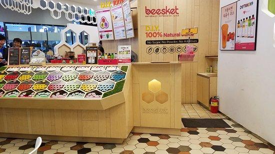 Beesket Lotte World Mall